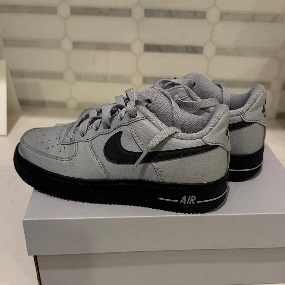 Nike Air Force 1 Gray and Black Shoes